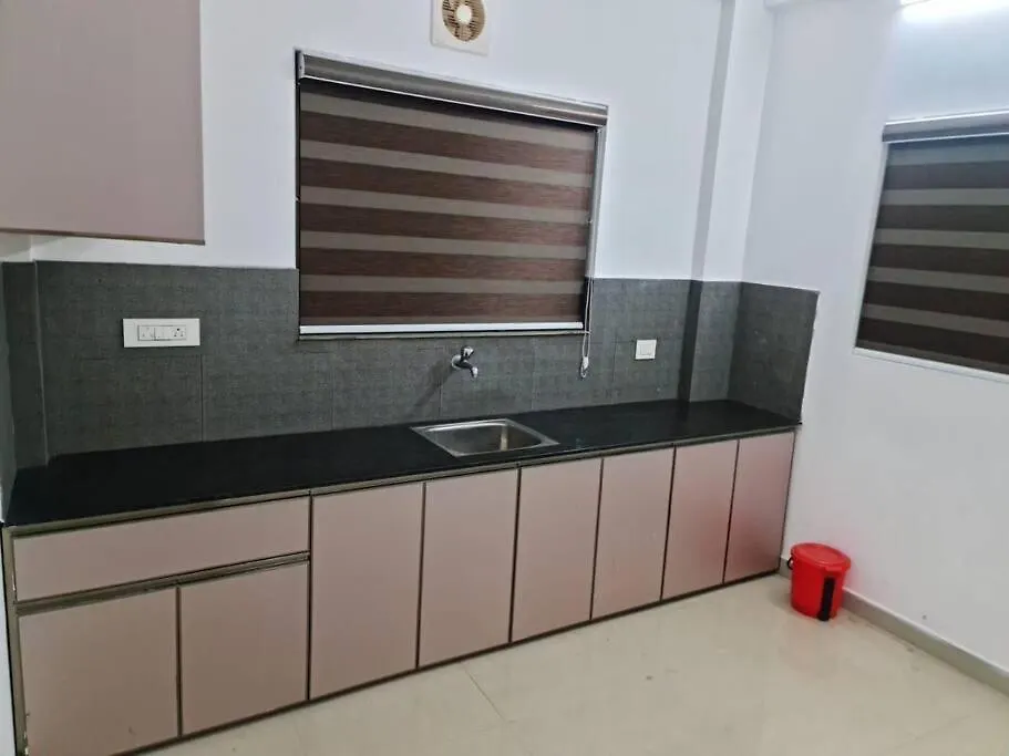 Luxury Room For Rent At Thrissur Apartment