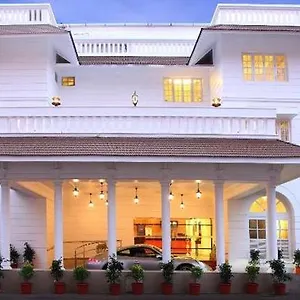 Luciya Palace Thrissur